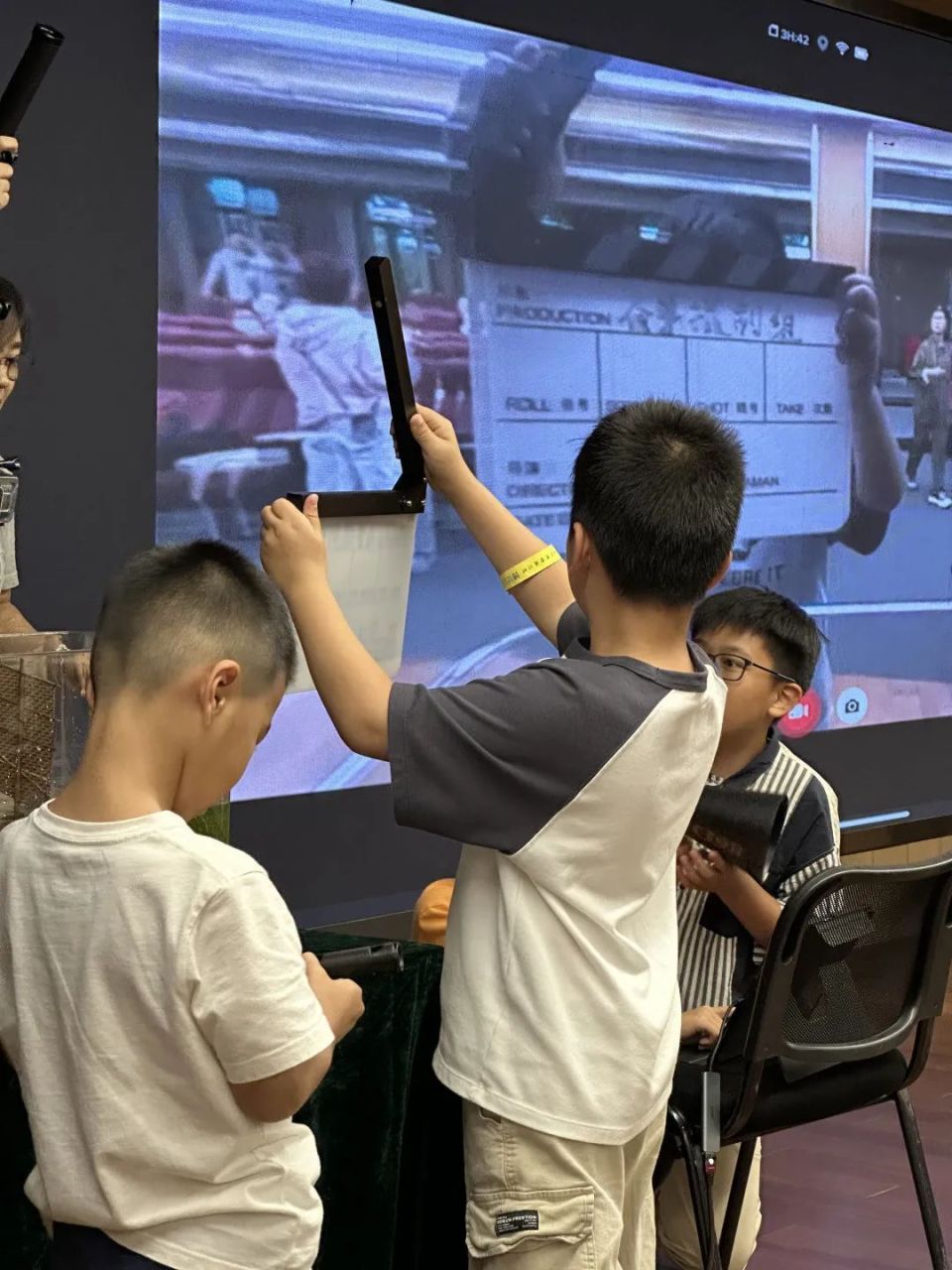 活动篇:水下·纪录×公共体验在上海市历史博物馆"美育大讲堂"做分享