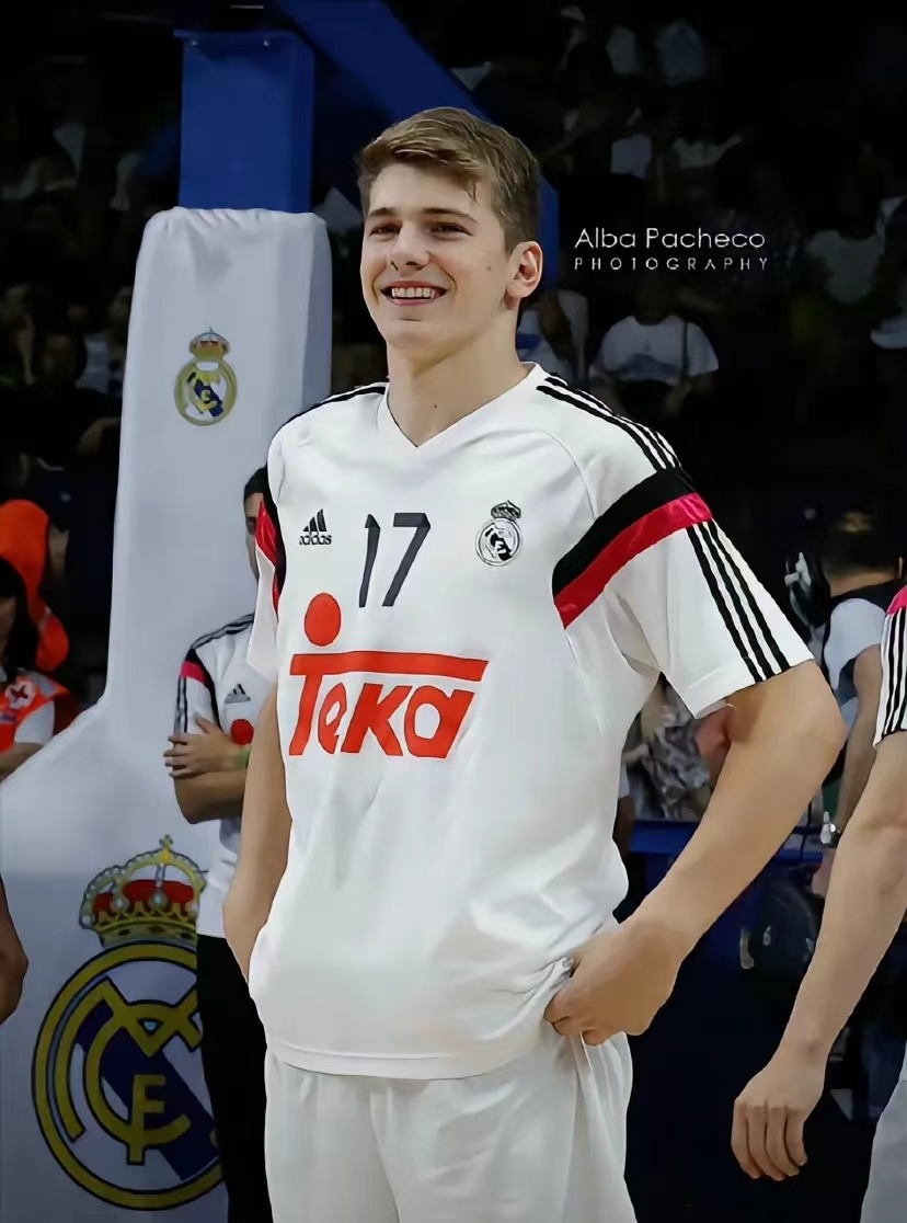 天才少年东契奇,正面临职业生涯最严峻的挑战