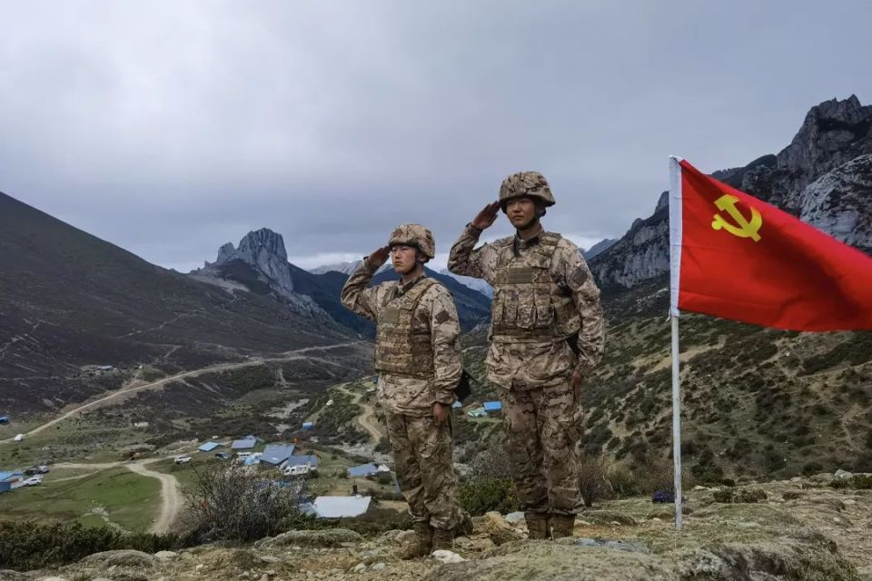 雪域高原上的巡逻兵
