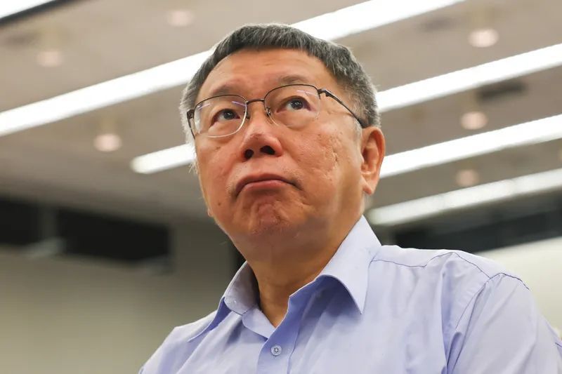 特约评论员 刘和平:我认为,柯文哲提出的"蓝白合"条件,不像是要跟中国