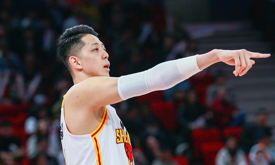 过分沈梓捷怒推孟子凯大骂他假摔闵鹿蕾冲进场呵斥大鸟口吐芬芳