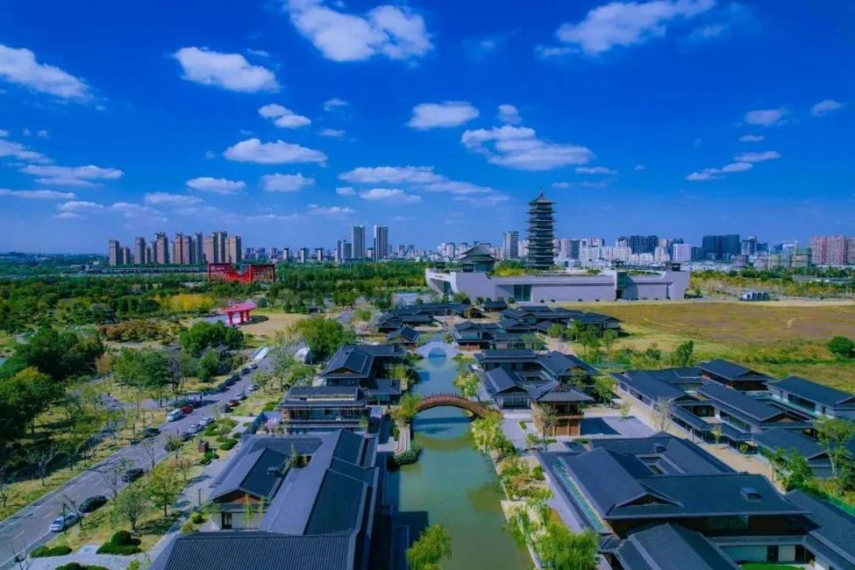 扬州,正在弯道超车