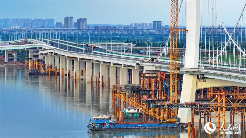 江西南昌:跨江特大桥通车在即