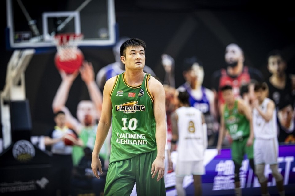 俞泽辰三分绝杀!辽宁男篮94-93险胜获得亚冠首胜