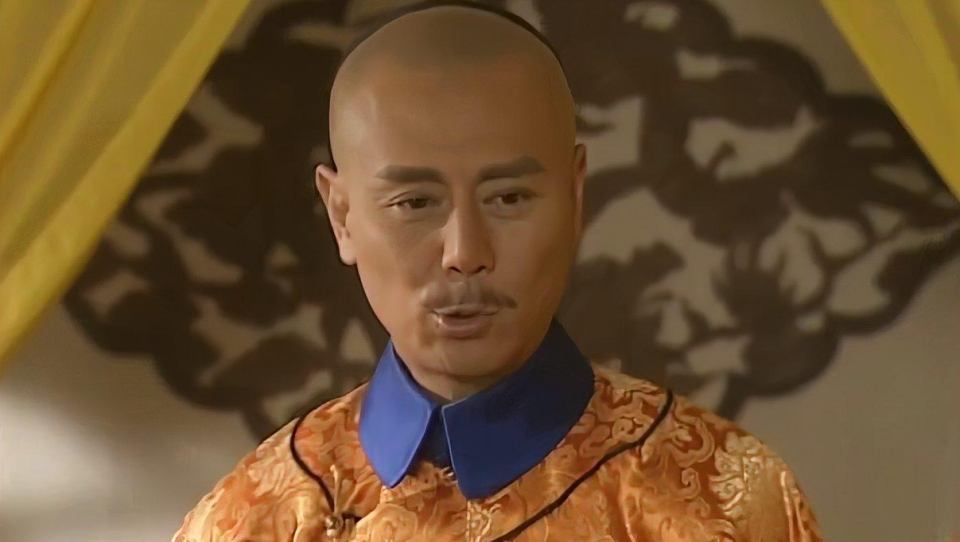 清朝皇室红带子能获得什么封爵？黄带子和红带子待遇上有何不同？_腾讯新闻