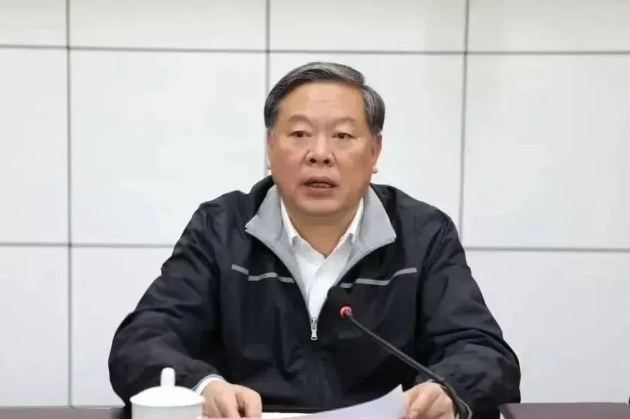 广西人大常委会原副主任张秀隆被逮捕