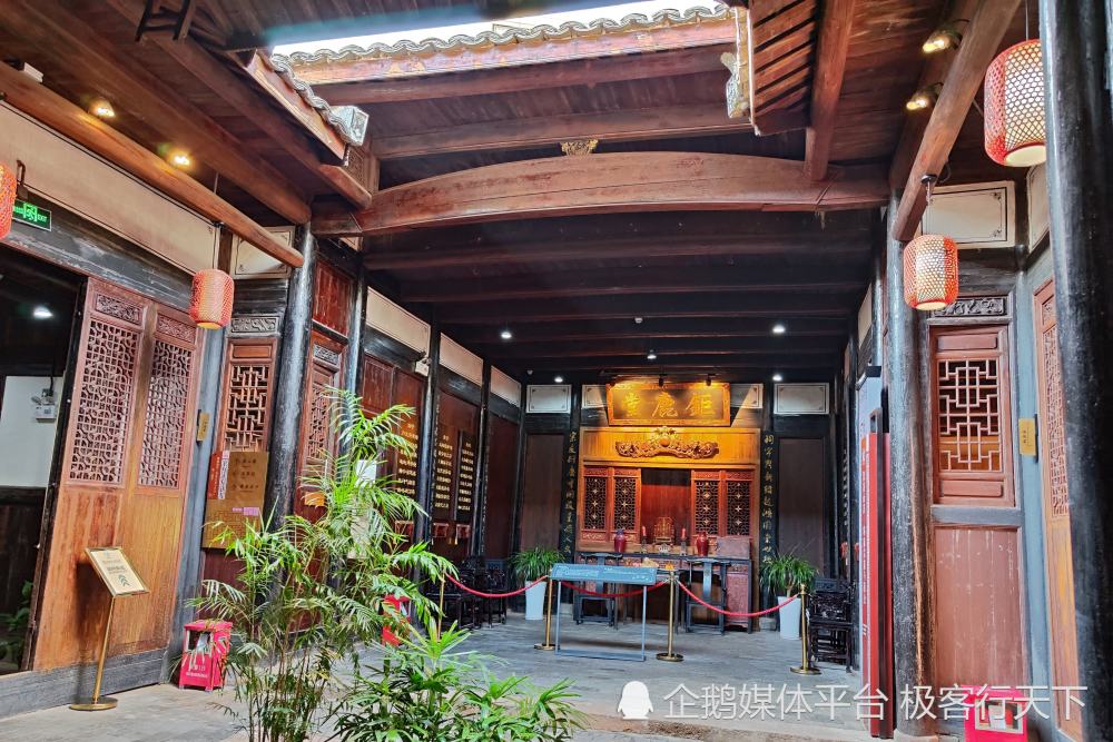 赣州魏家大院最具代表性的客家建筑加上高大的院墙就是围屋