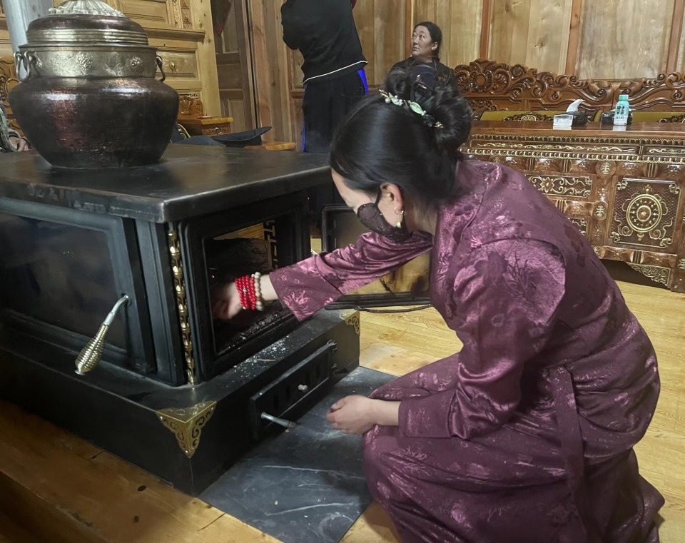 茨姆,温和地走出山谷