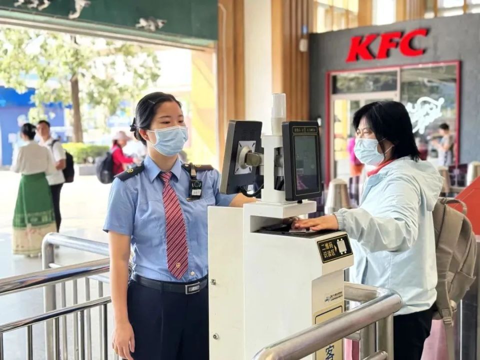 中国高铁"最美圆"邀您打卡!_腾讯新闻