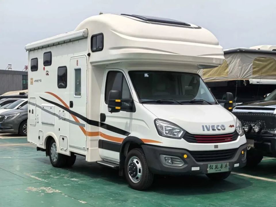 【二手房车】21年1月瑞弗v820双拓展房车