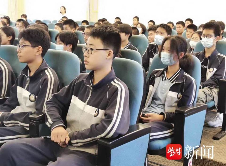 在这一系列创新举措的加持下,苏州市草桥中学校在拔尖创新人才培养