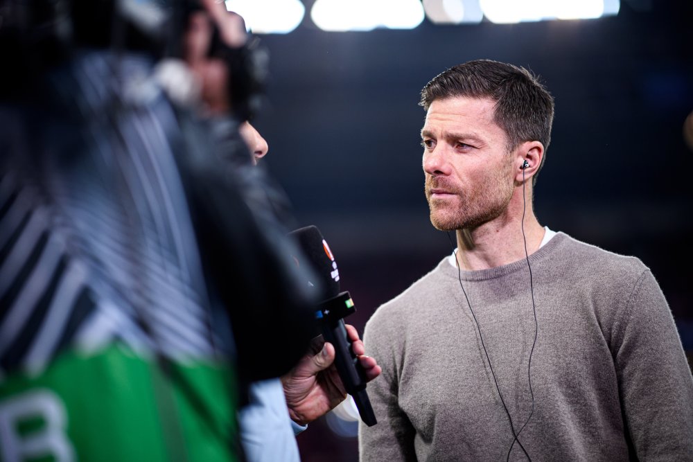 惹不起的药厂勒沃库森本赛季80分钟后进24球,赛季至今不败!