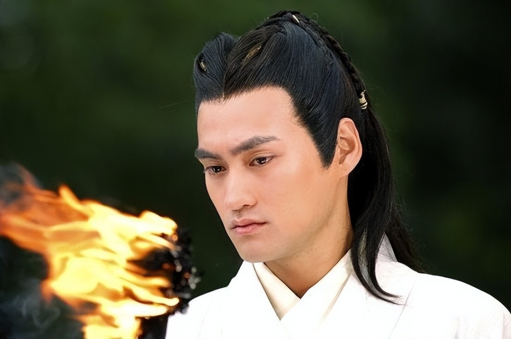 袁弘版杨康:苦大仇深的模样令人怜惜,逝去的那一刻让人欣慰_腾讯新闻