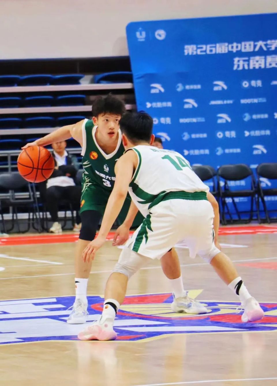 传统强队中国矿业大学,浙江大学,华东师范大学,厦门大学,宁波大学