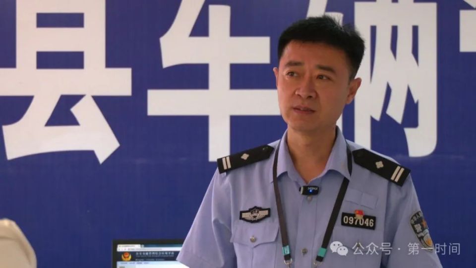 追踪:市民王少波名下多出的两辆车查到原始档案了