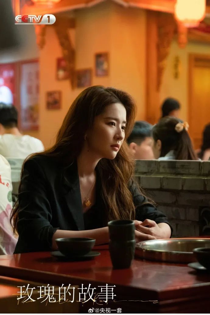 刘亦菲同款冲锋衣,咖啡集体断货!网友:根本抢不到