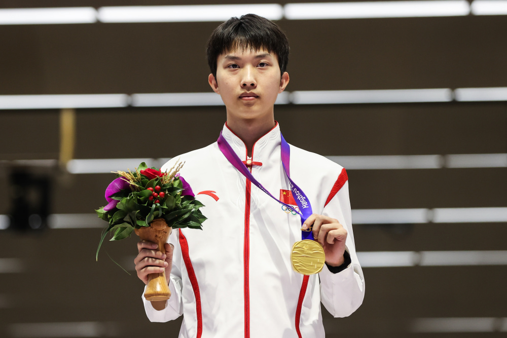 射击——男子50米步枪3种姿势:杜林澍获得金牌_腾讯新闻