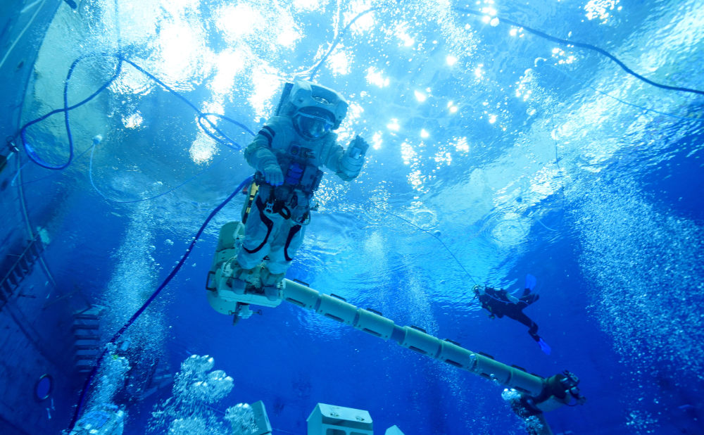 <a href=http://www.bjtvnews.com/photo/ target=_blank class=infotextkey>图片</a>