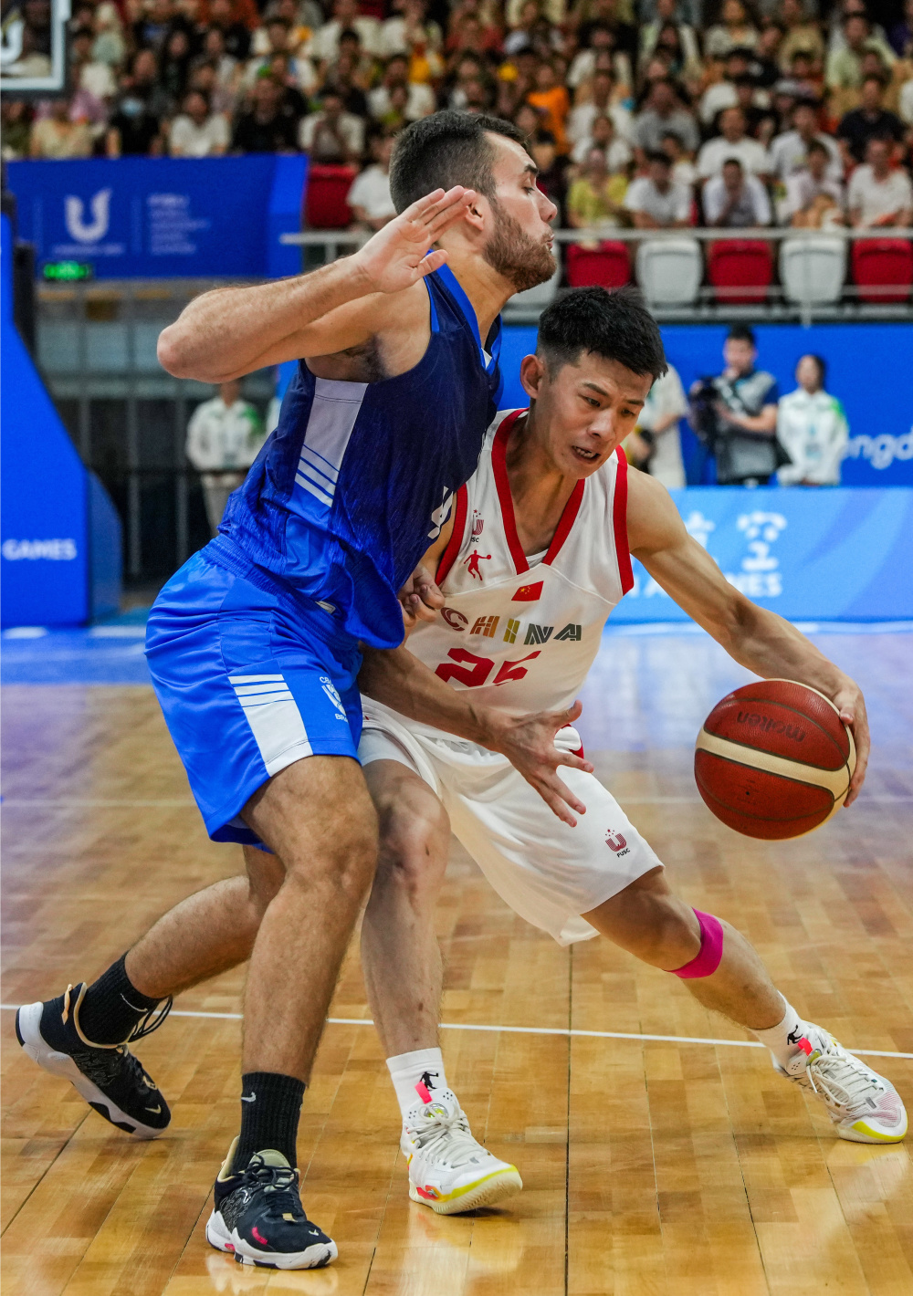 (成都大运会)篮球——男子预赛a组:中国队不敌巴西队