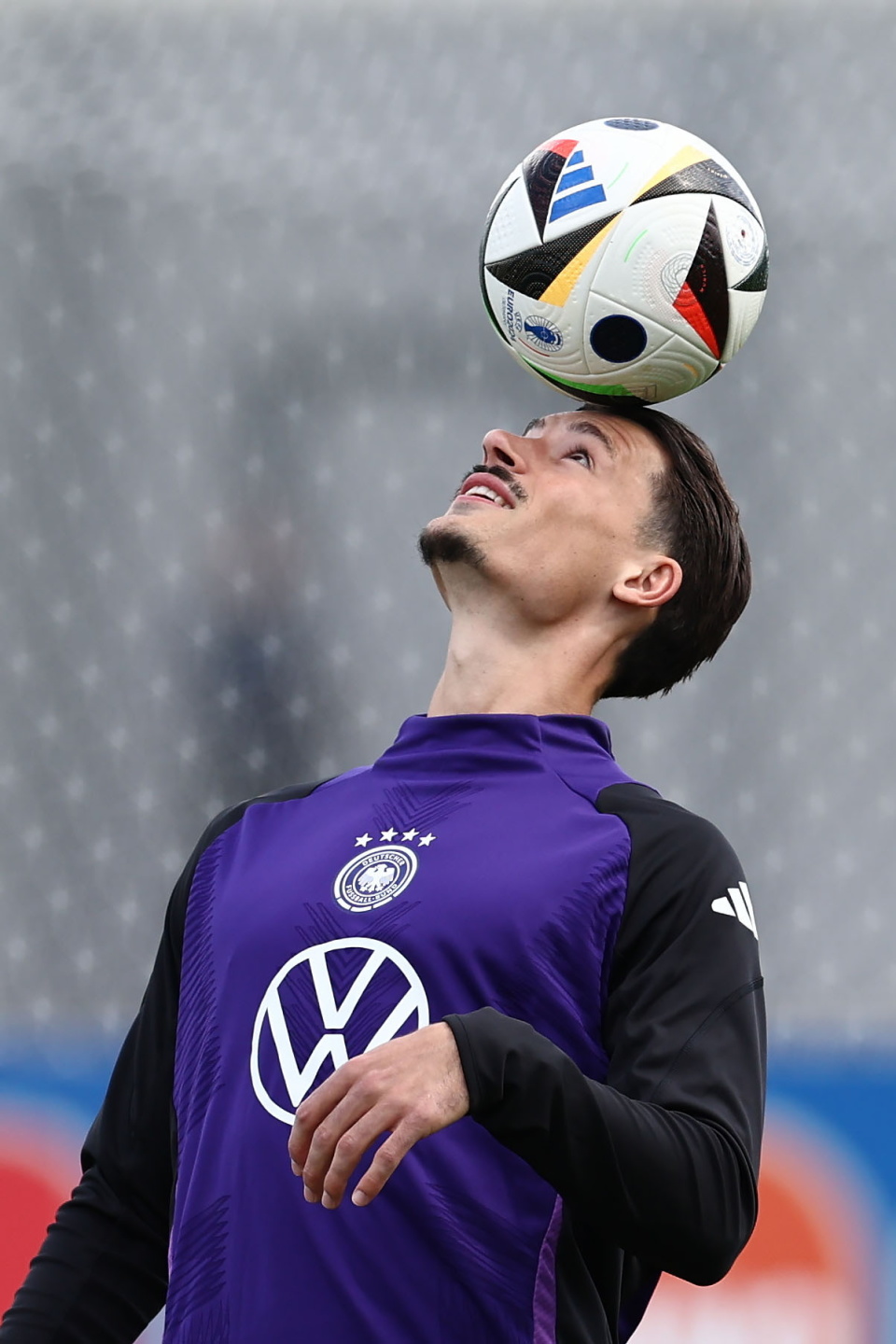 足球——德国队备战欧锦赛(2)