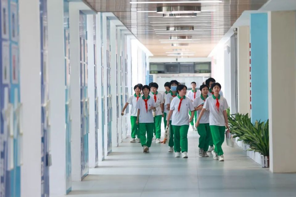 中小学作文智能教学研讨会暨"面向未来的作文教学"研