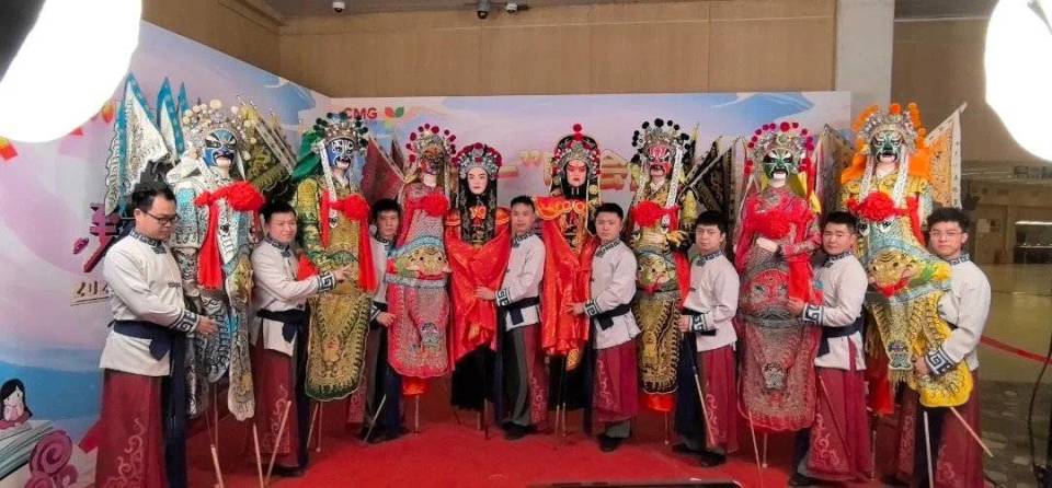 "他们从四川南充来的!" 川北大木偶戏亮相央视"六一"晚会