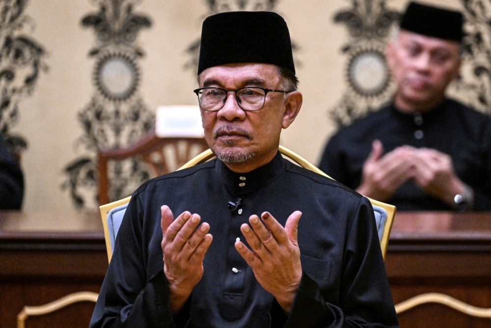 马来西亚新任总理安瓦尔:曾被污名多次入狱,不屈不挠修成正果