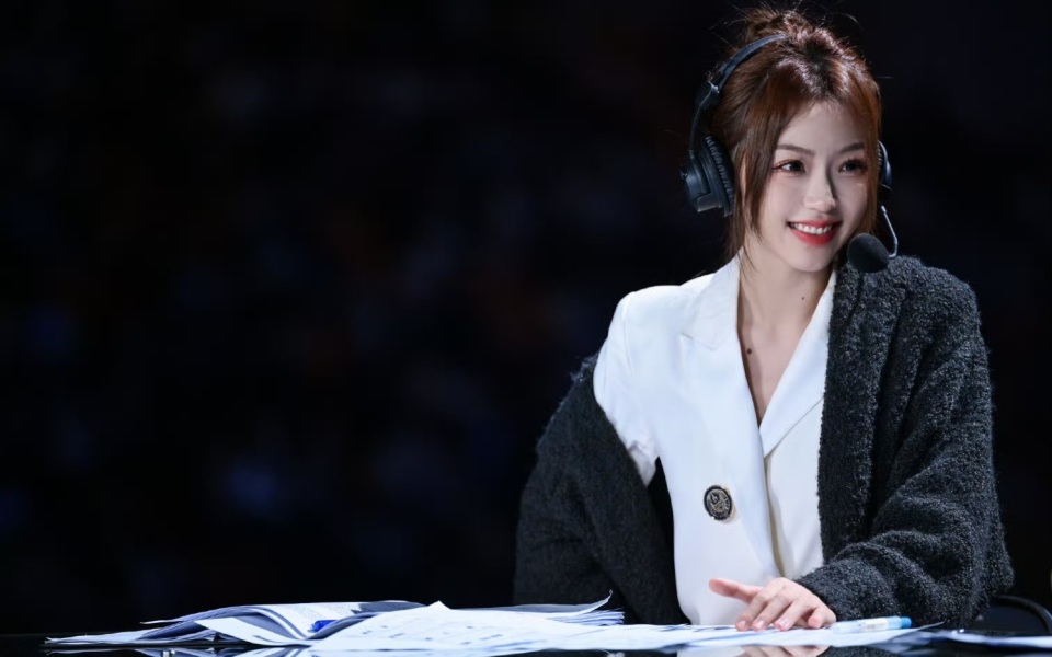 王者荣耀双语解说高天云:永不言弃,永远充满斗志|专访