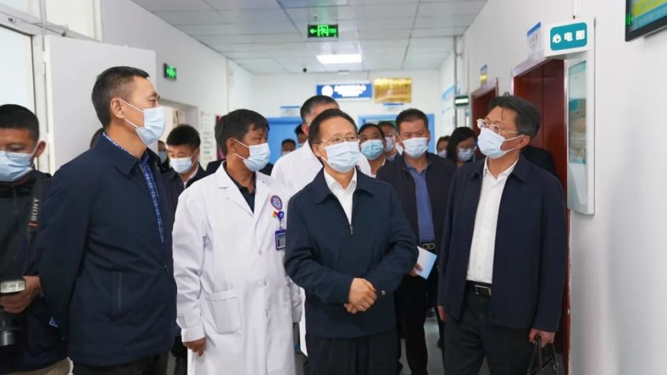 徐斌带队赴阿坝州开展定点帮扶和托底性帮扶工作调研