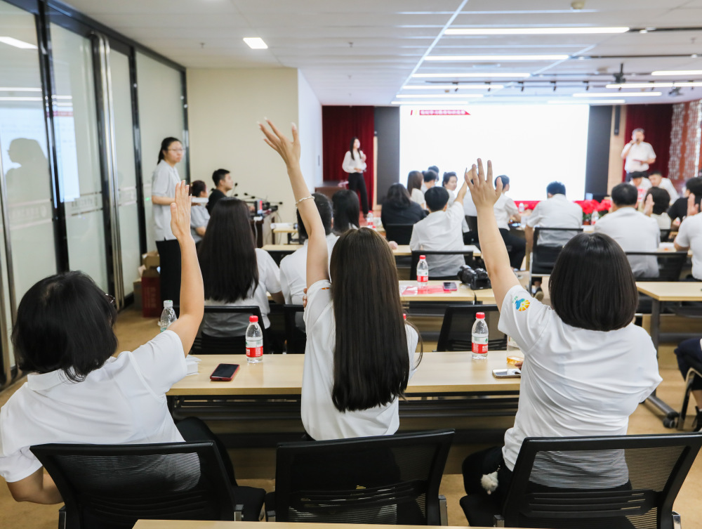 "学史守纪强定力,担当使命攀高峰"党纪知识竞赛在京举办
