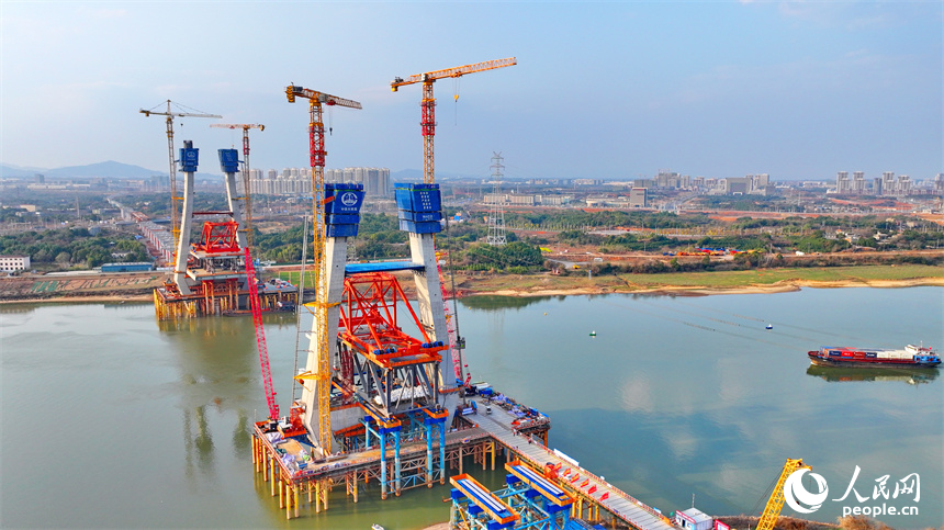 江西南昌:桥梁工程建设正酣_腾讯新闻