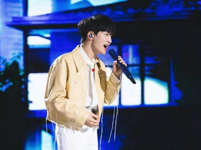 邓超,孙楠,李玉刚,阿云嘎,吉克隽逸,谭维维,张杰,水木年华,黄霄云