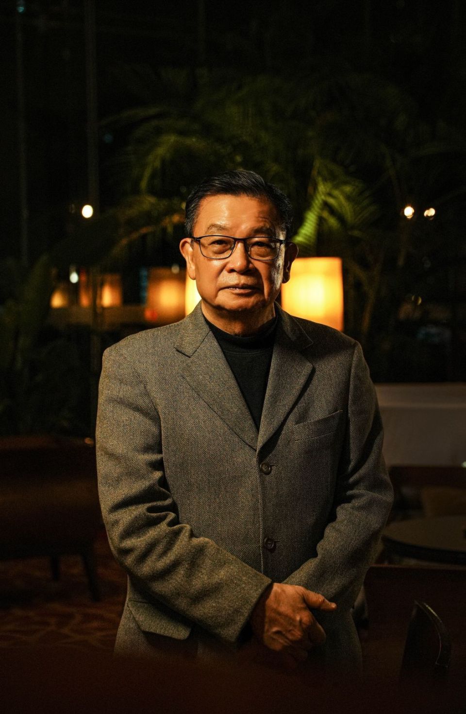 回家| 潘耀明: 在异乡天空下,找到生命里的牵挂_腾讯新闻