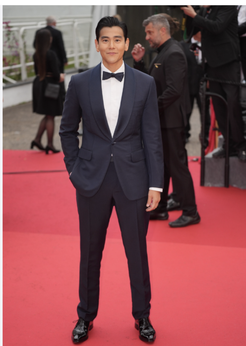 这一夜:张天爱的「腰臀比」好假,唐嫣吸睛,谁和费翔站都尴尬啊