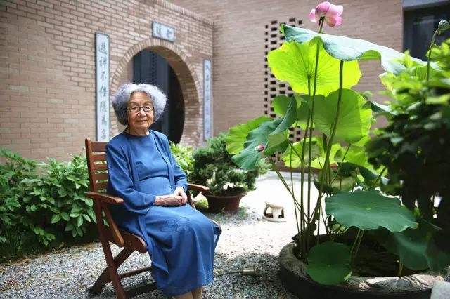 百岁叶嘉莹:诗词的女儿,风雅的先生