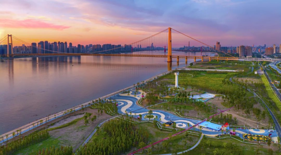 来白沙洲洪山江滩邂逅一场夏日奇遇