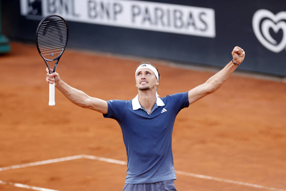 网球——罗马大师赛:兹维列夫夺冠(2)