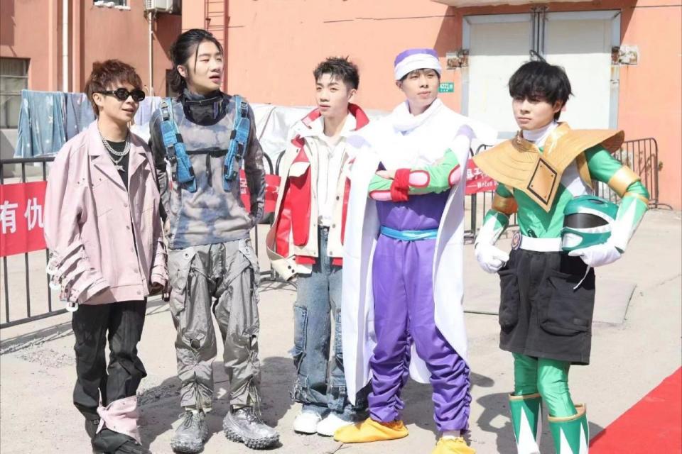 40名顶流rapper居然被拍,实锤《中国说唱巅峰对决》第二季!