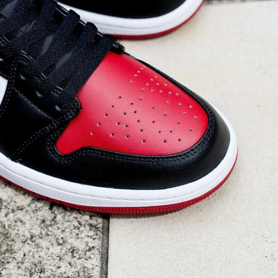 又一黑脚趾 aj1 low 登场!最新实物美图!_腾讯新闻