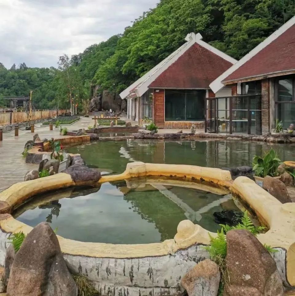 心往长白山 松花江上游 | 天冷了,盘点一下白山这些温泉吧