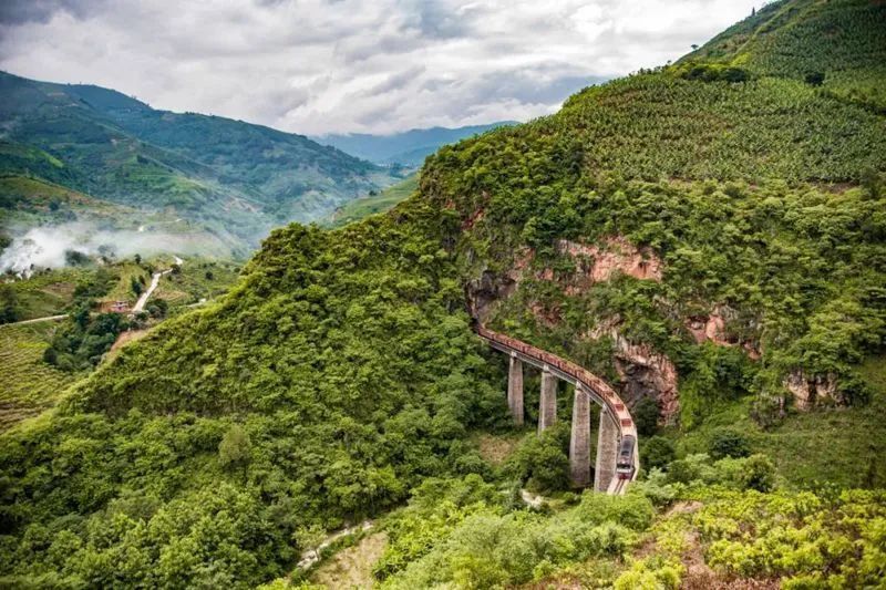 【"桥",红河有多美】风雨百年,岿然独立——屏边白寨大桥