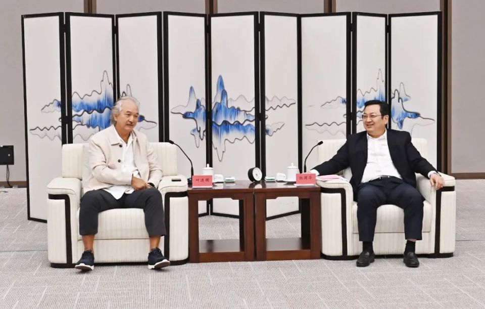 张国华与新加坡叶水福集团执行主席叶进国一行举行工作座谈