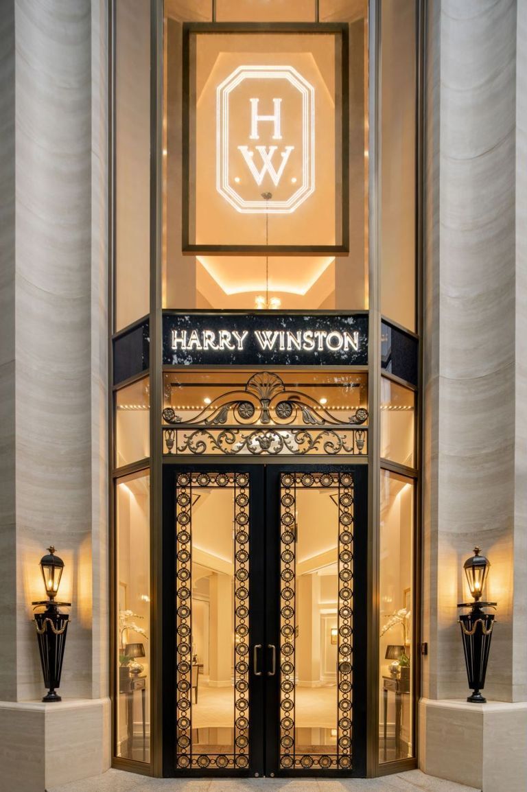 海瑞温斯顿上海新天地品牌旗舰馆璀璨回归_腾讯新闻