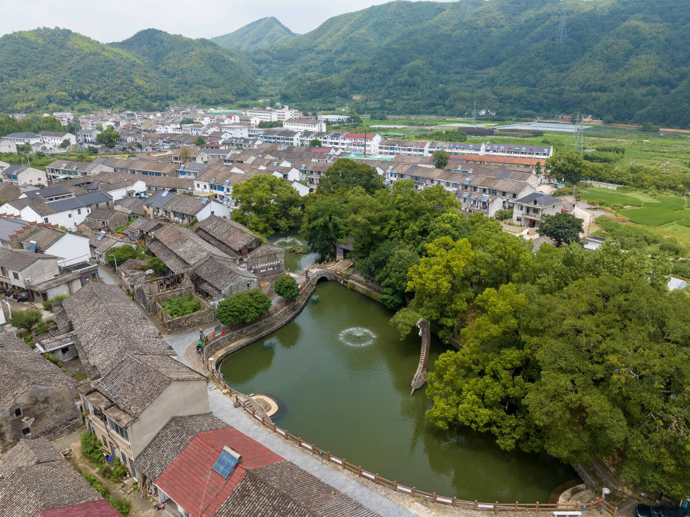 奉化大堰村,群山怀抱的千年古村落