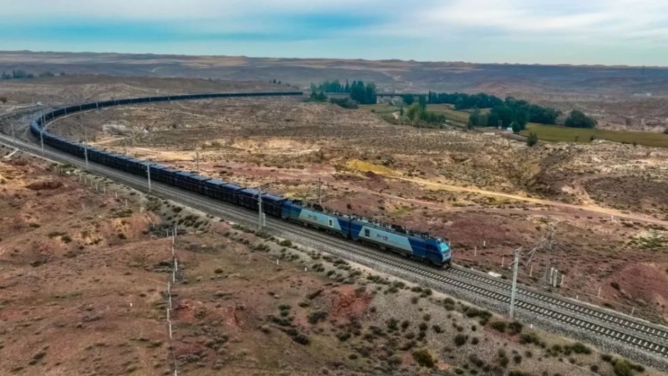 包兰铁路中卫段第二阶段集中修全面打响-腾讯新闻