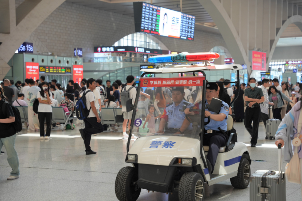 石家庄站南进站口图片图片