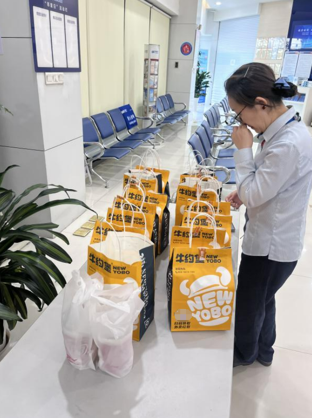 牛约堡汉堡加盟 构建起差异化竞争壁垒