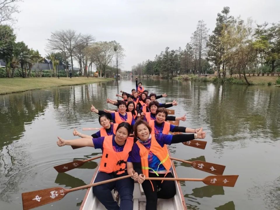 女子龙舟队"首战"亮相,就在荔湾这里!