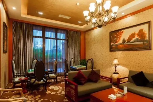 福园别墅私享一方绿意庭院,院内沉浸式休憩区,再来一次香气满溢的户外