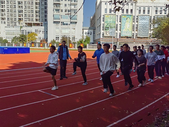 追光|考完了吗?给高考生们一点大学体育课的震撼